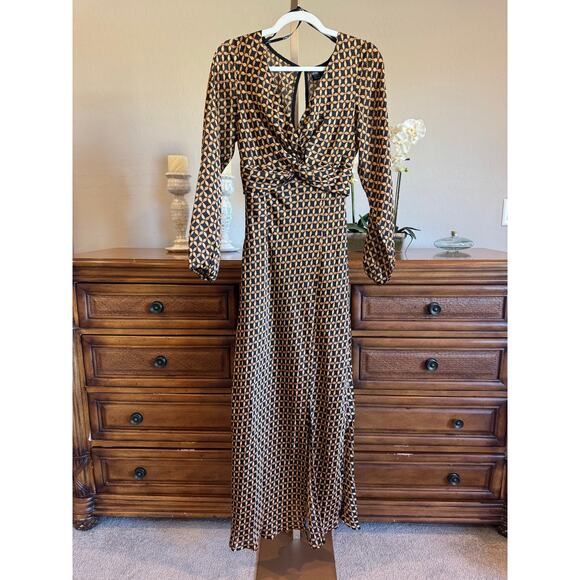 MINKPINK Valentina Maxi Dress Black Floral S NWT Sold Out - Picture 3 of 11